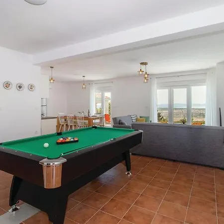 Aqua Holiday home